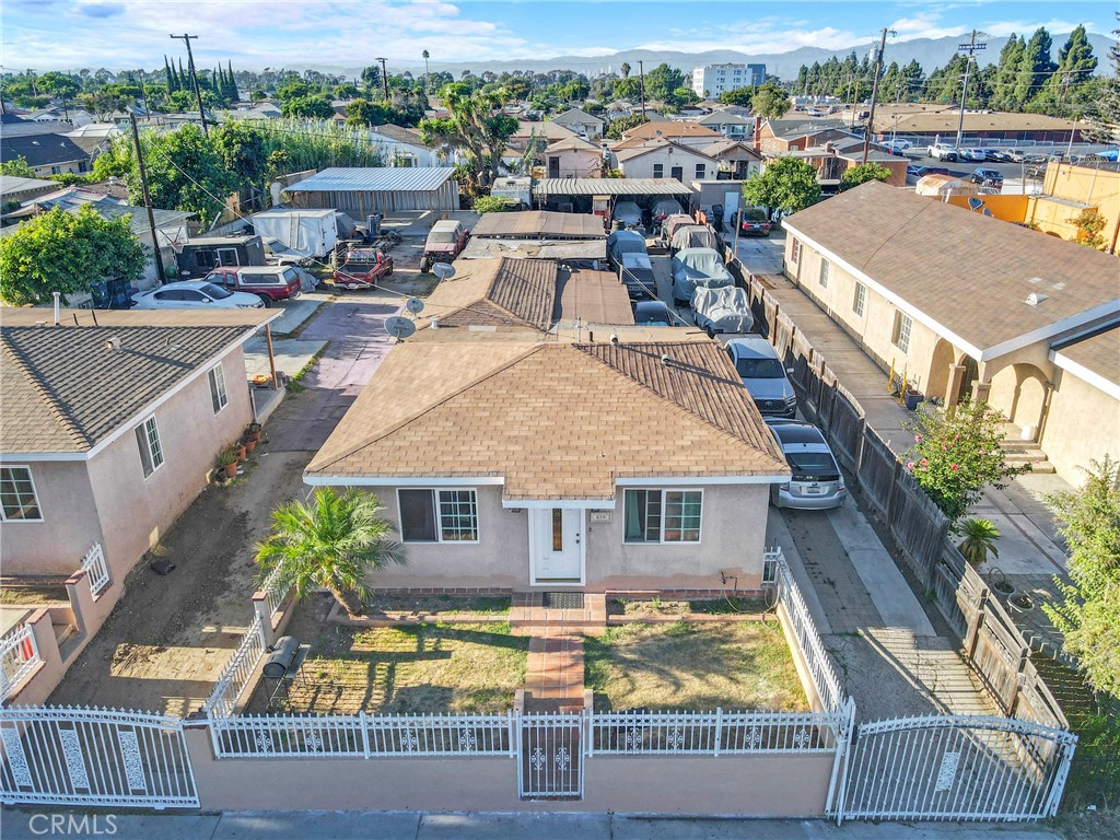 429 E El Segundo Boulevard