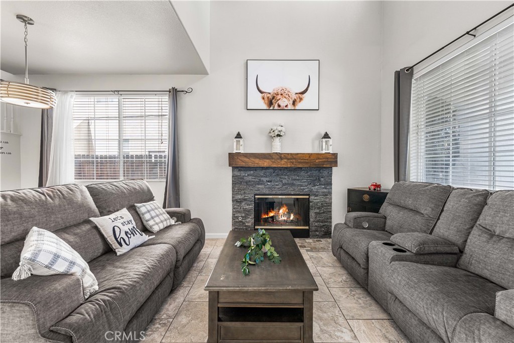 1858 W Avenue H4