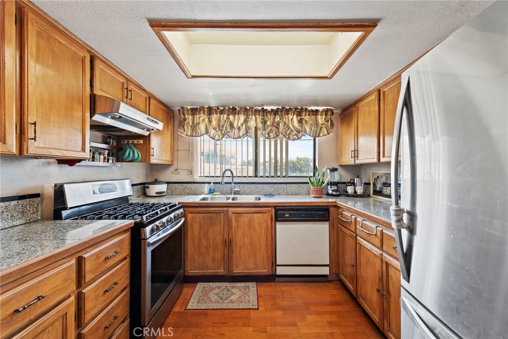 450 W Dryden Street 205