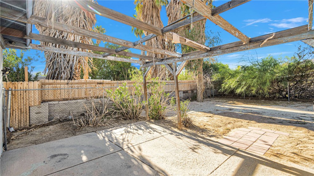 73323 Sun Valley Drive