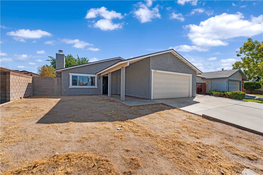 1118 E Avenue J10