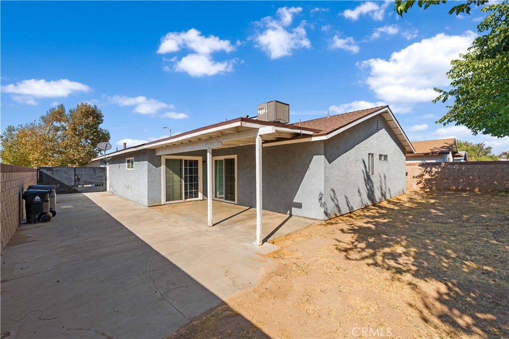 1118 E Avenue J10