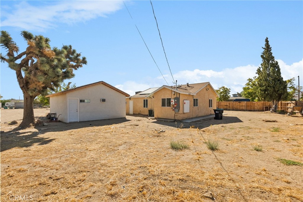 40610 12th Street W