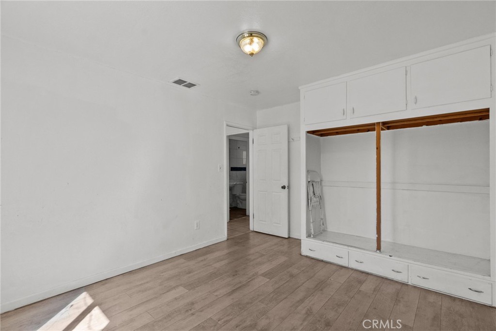 40610 12th Street W
