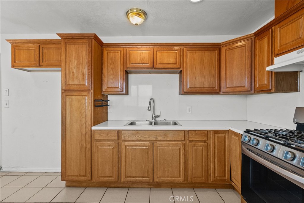 40610 12th Street W