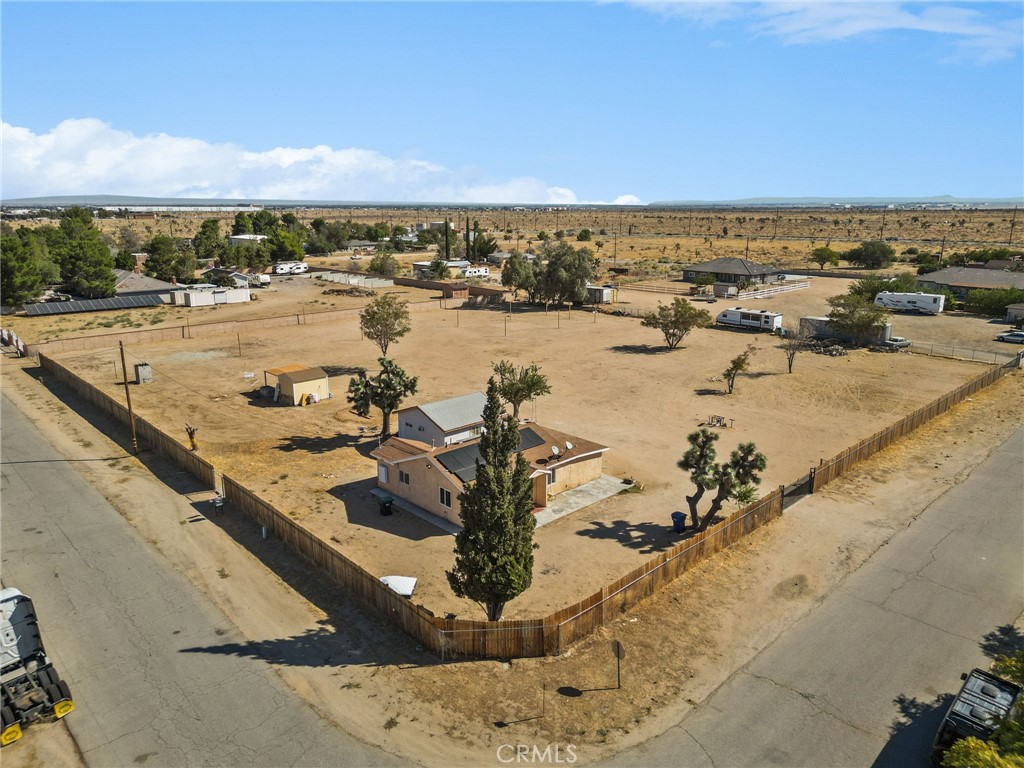 40610 12th Street W