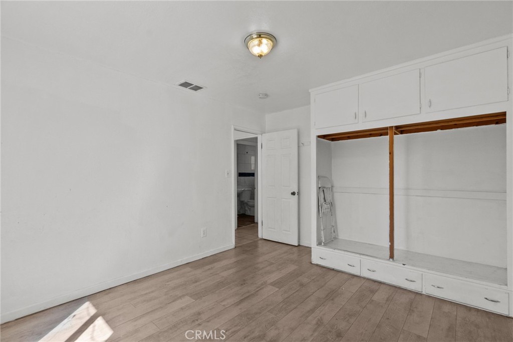 40610 12th Street W