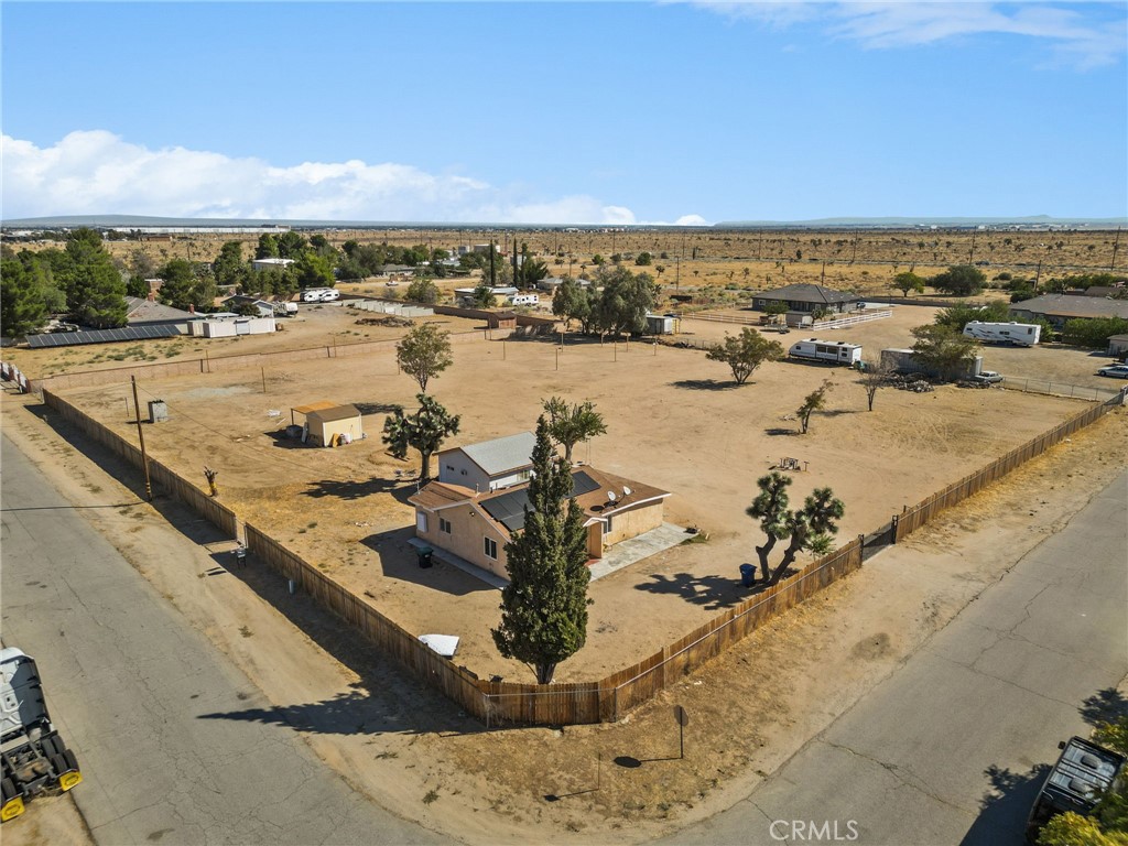 40610 12th Street W
