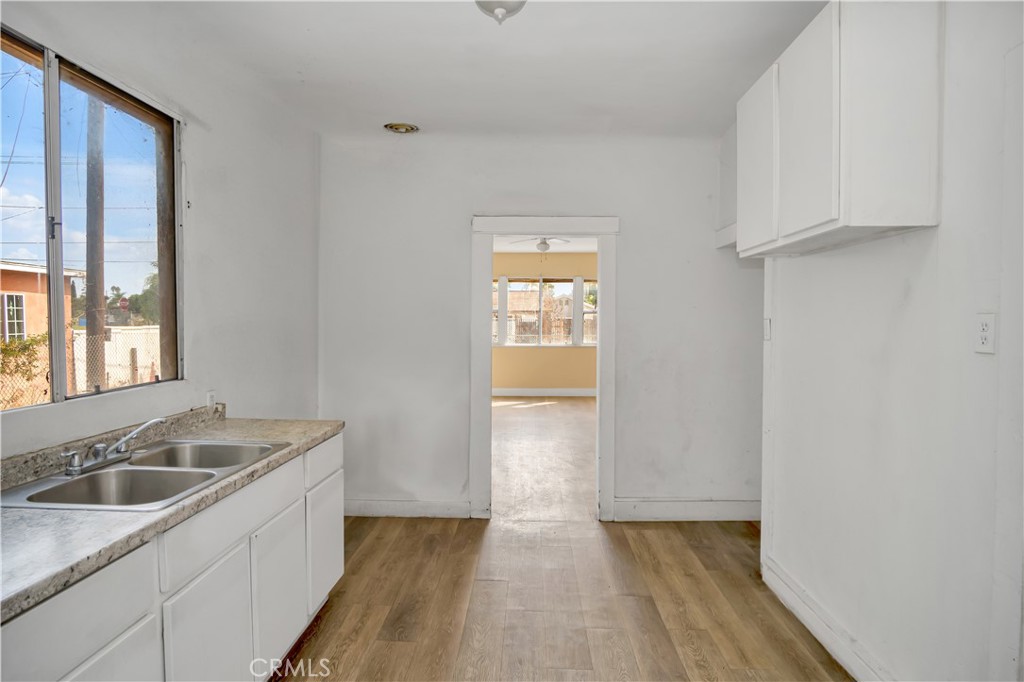 2063 E 130th Street