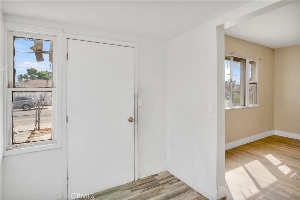 2063 E 130th Street
