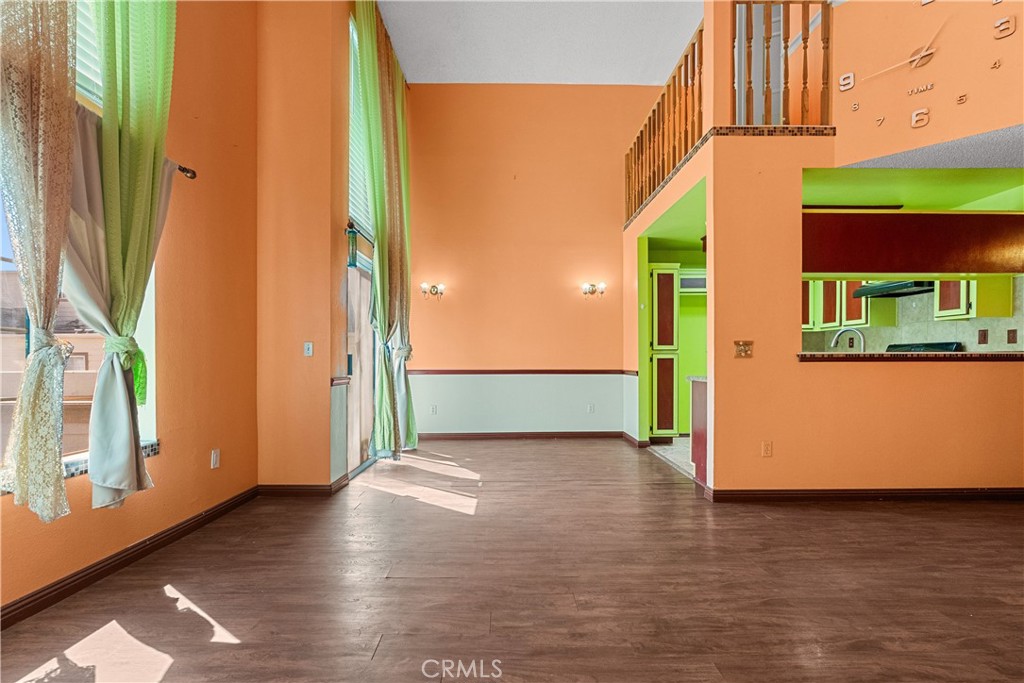11150 Glenoaks Boulevard 120