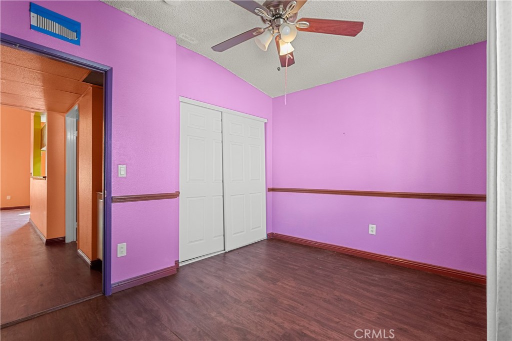 11150 Glenoaks Boulevard 120