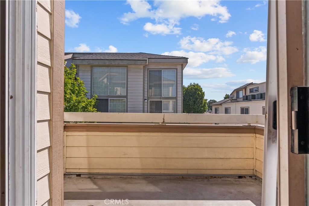11150 Glenoaks Boulevard 120