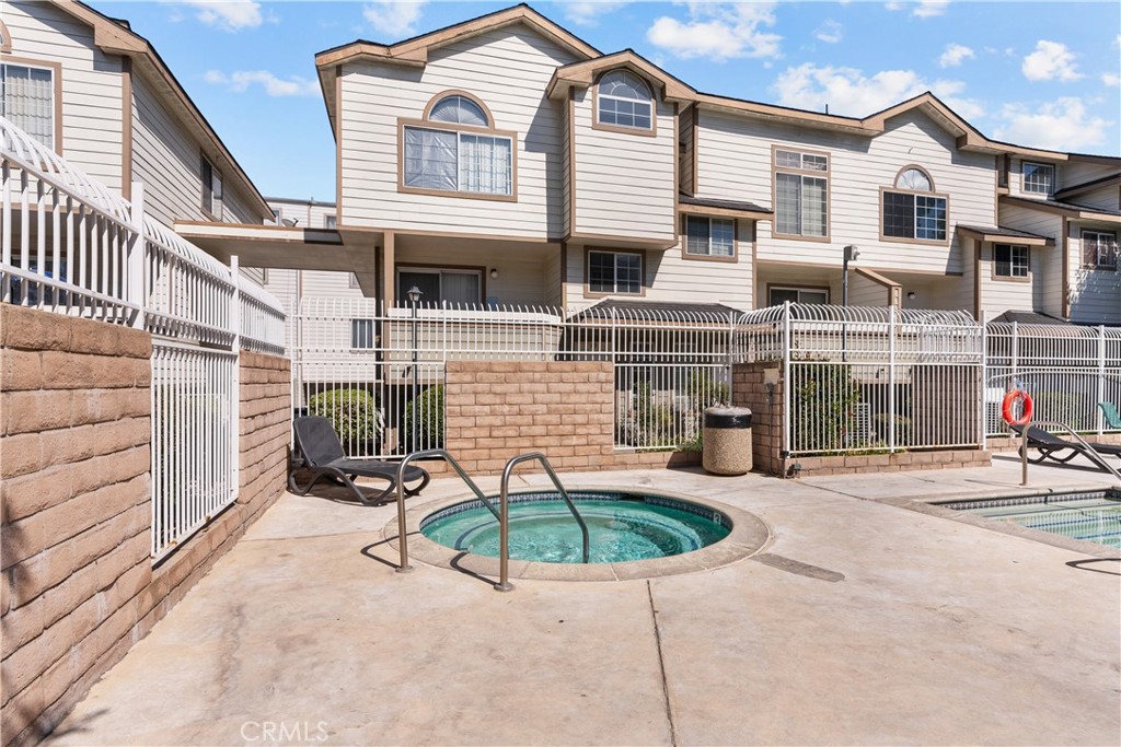 11150 Glenoaks Boulevard 120