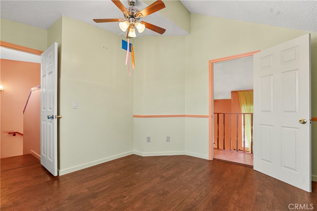 11150 Glenoaks Boulevard 120