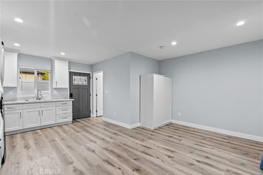 6955 Garden Grove Ave