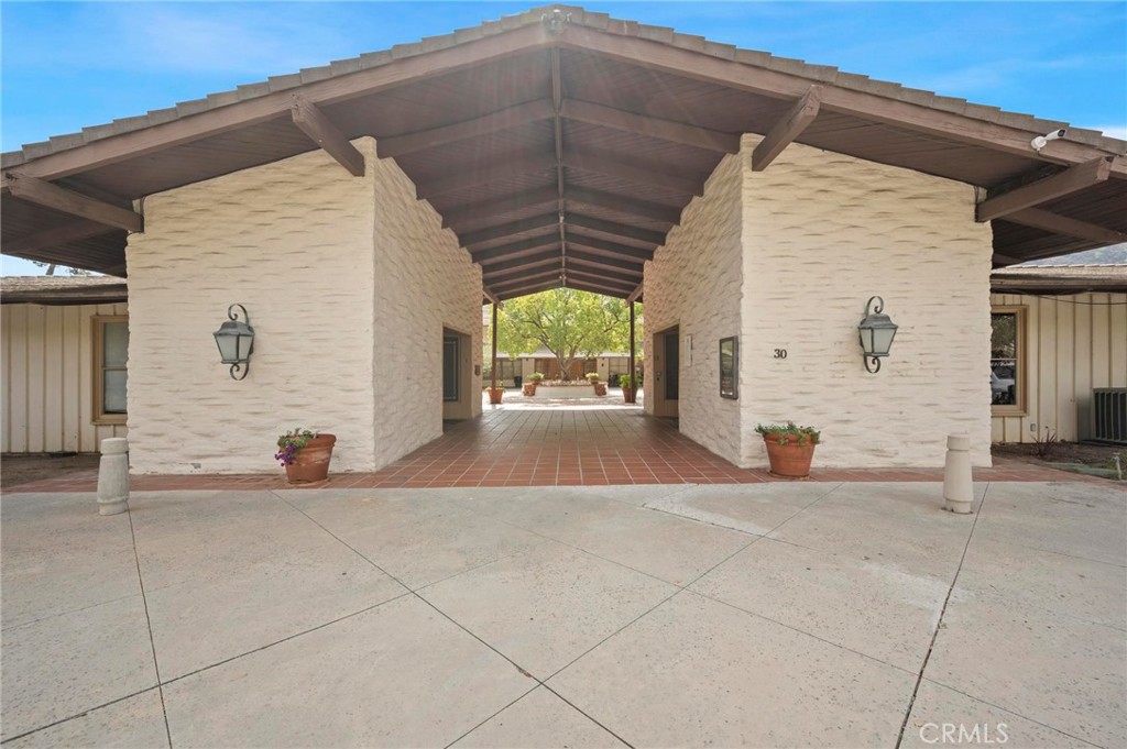 46 Saddlebow Road