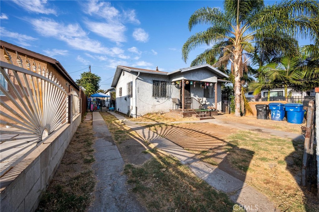 343 E 98th Street