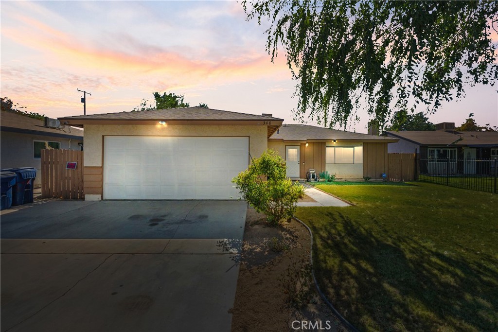 348 E Avenue J14