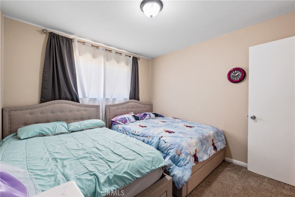 348 E Avenue J14