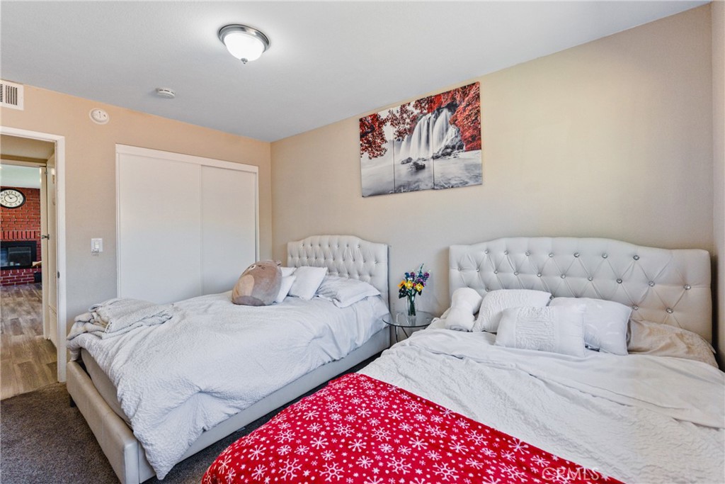 348 E Avenue J14