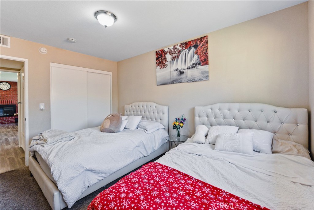 348 E Avenue J14