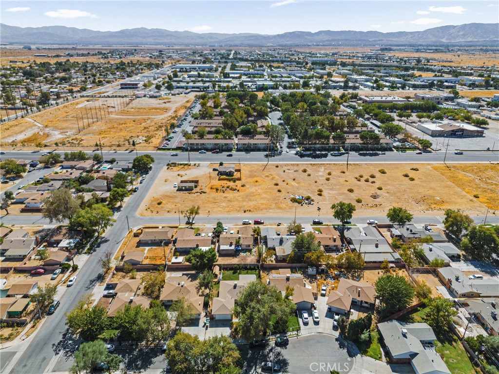 348 E Avenue J14