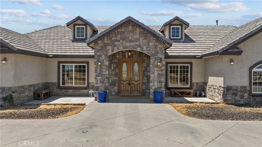 49239 80th Street W