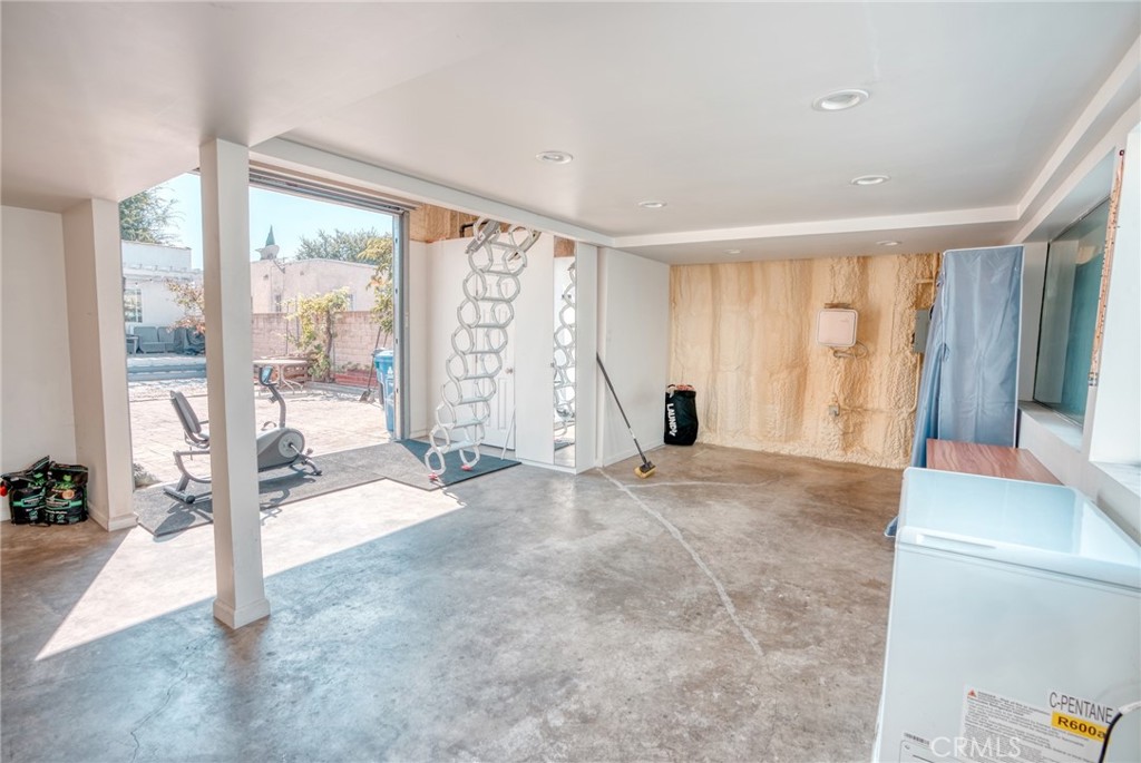 425 W 102nd Street