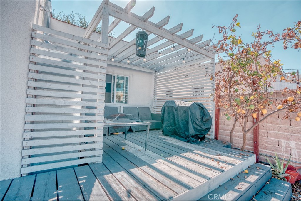 425 W 102nd Street