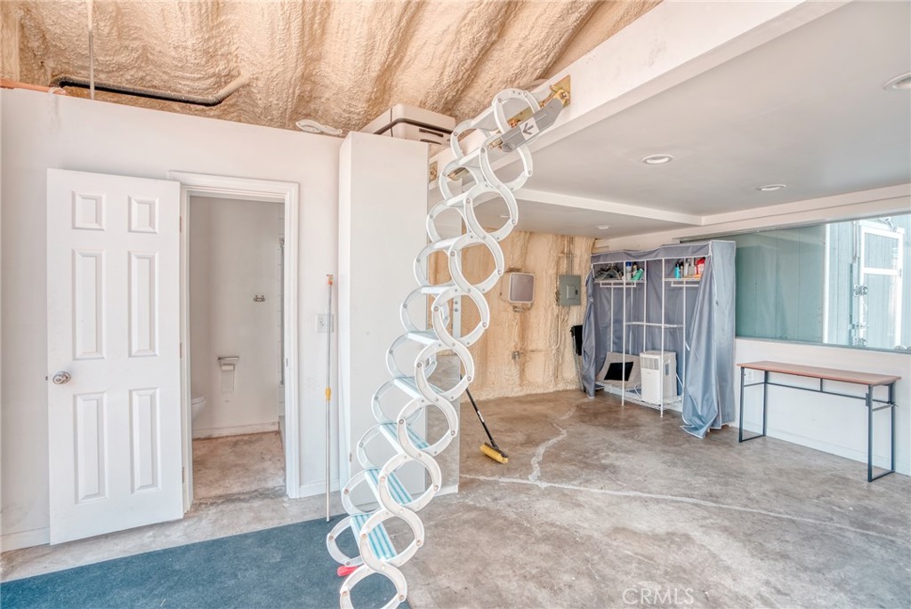425 W 102nd Street