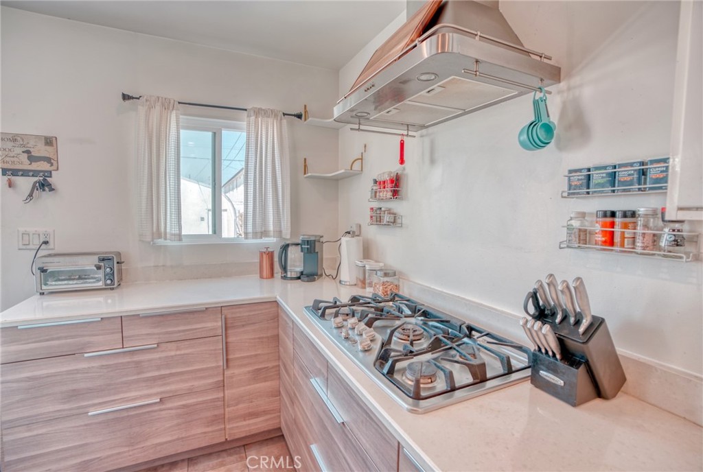425 W 102nd Street