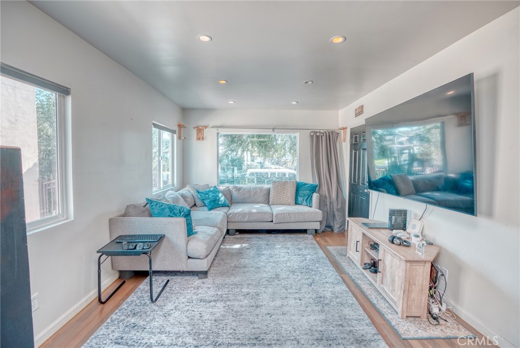 425 W 102nd Street