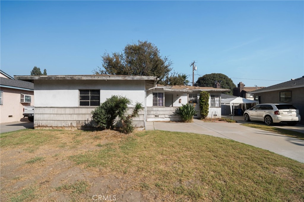 10002 Harvest Avenue