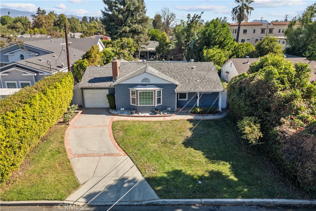 5630 Sunnyslope Avenue