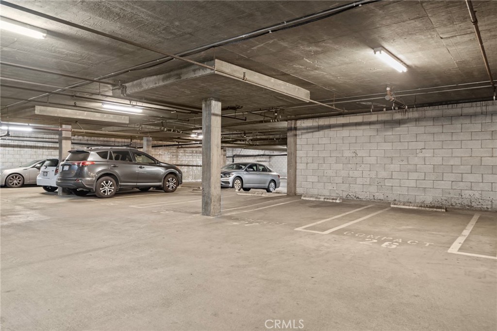 7640 Oso Avenue 115