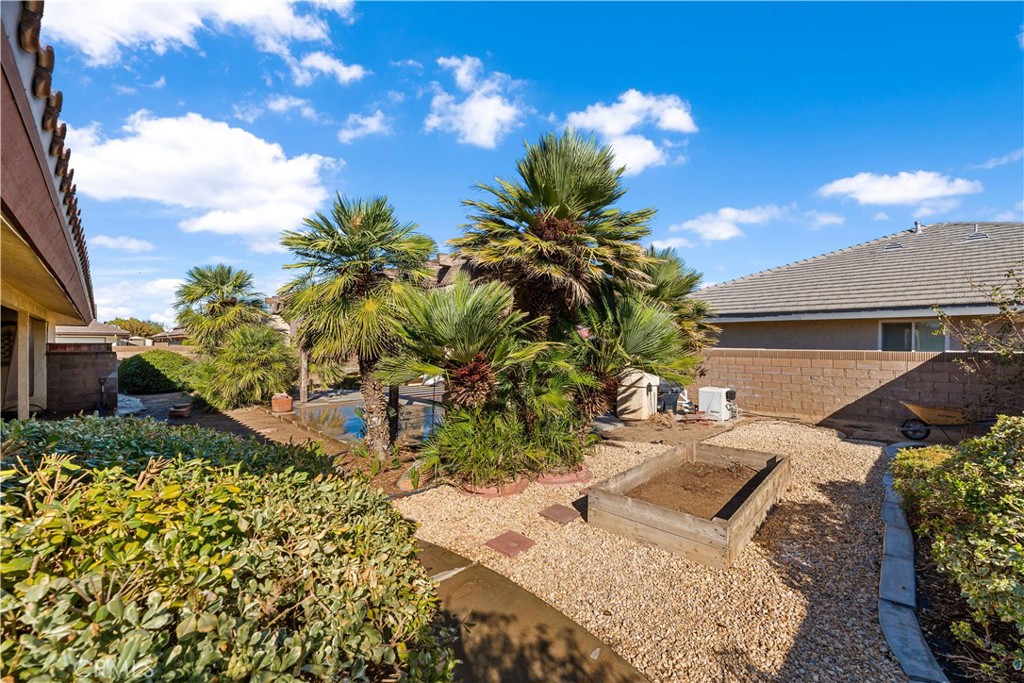 43732 Countryside Drive