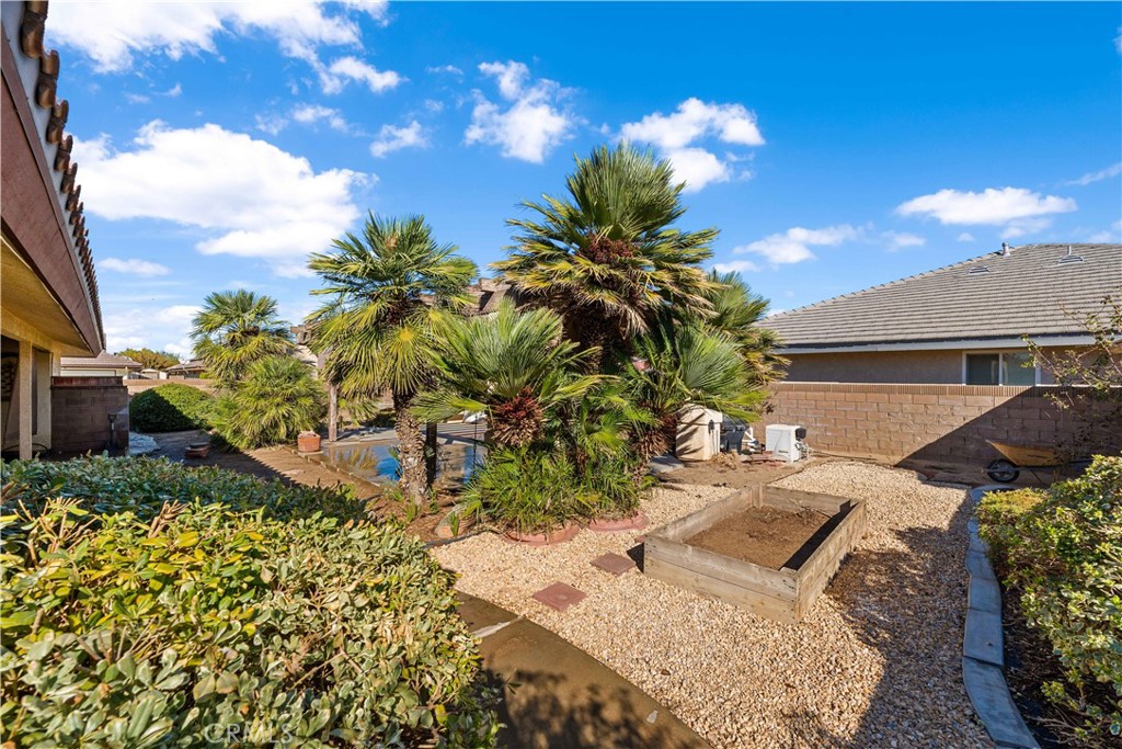 43732 Countryside Drive