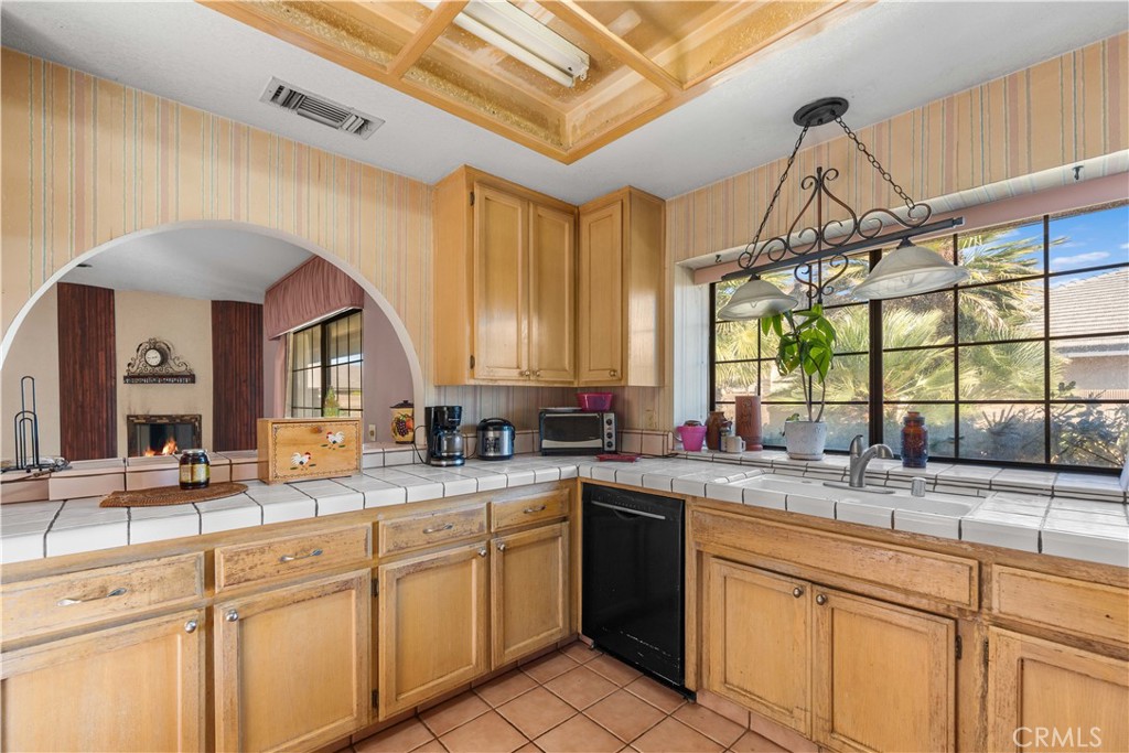 43732 Countryside Drive