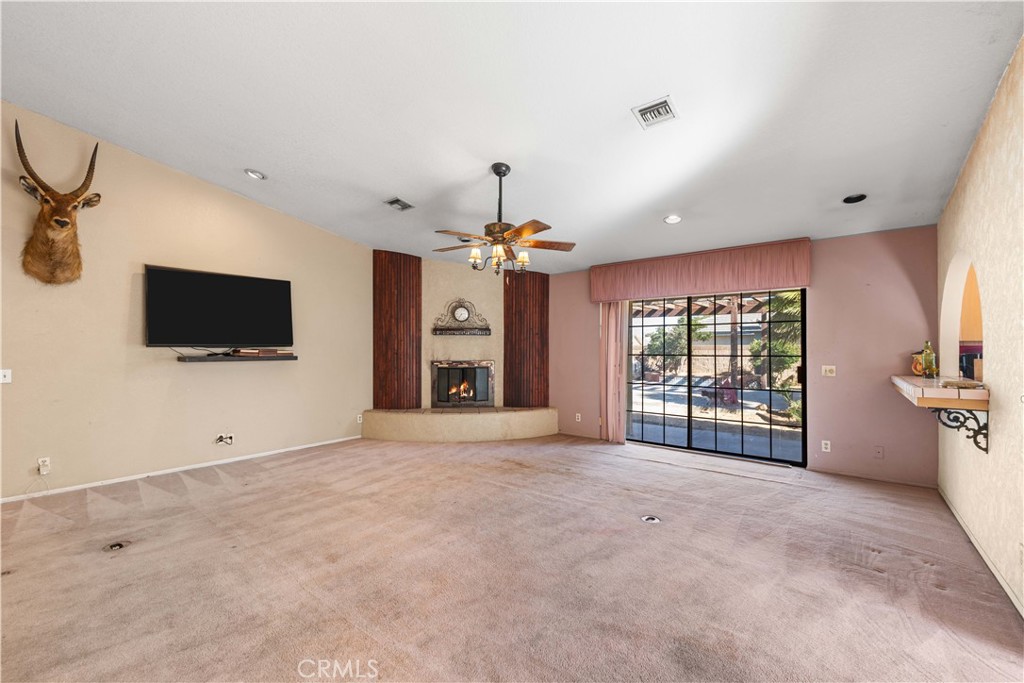 43732 Countryside Drive