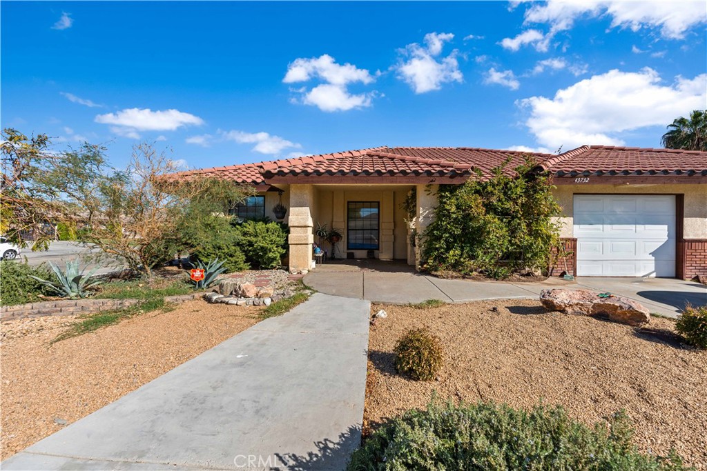 43732 Countryside Drive