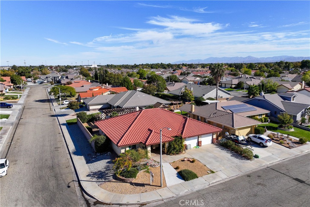 43732 Countryside Drive