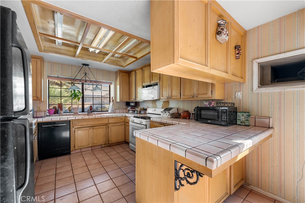 43732 Countryside Drive