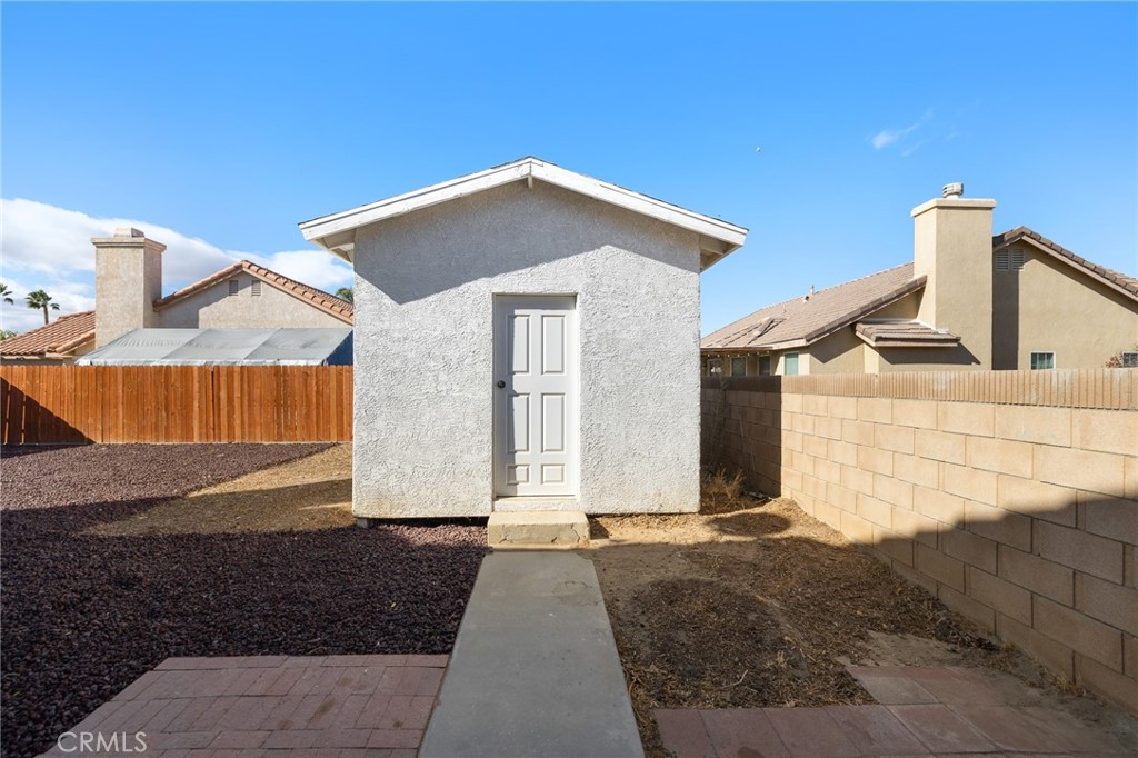 1829 E Milling Street