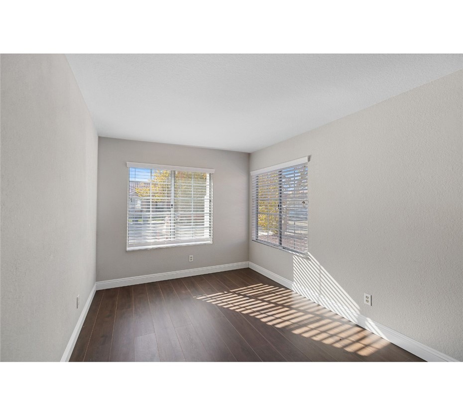 1829 E Milling Street
