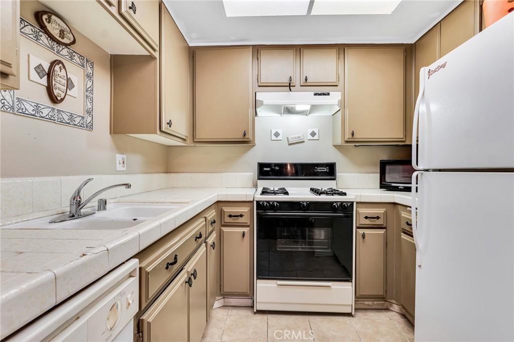 568 Spring Road 73