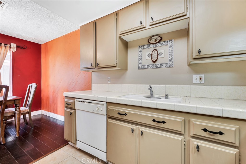 568 Spring Road 73