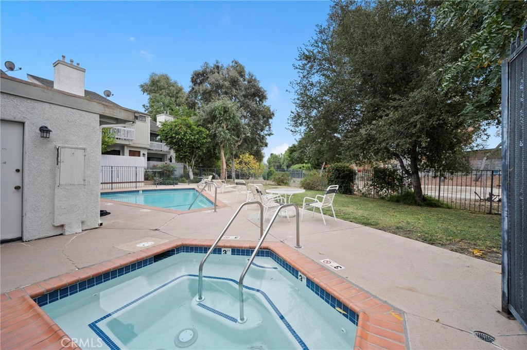 14348 Riverside Drive 10