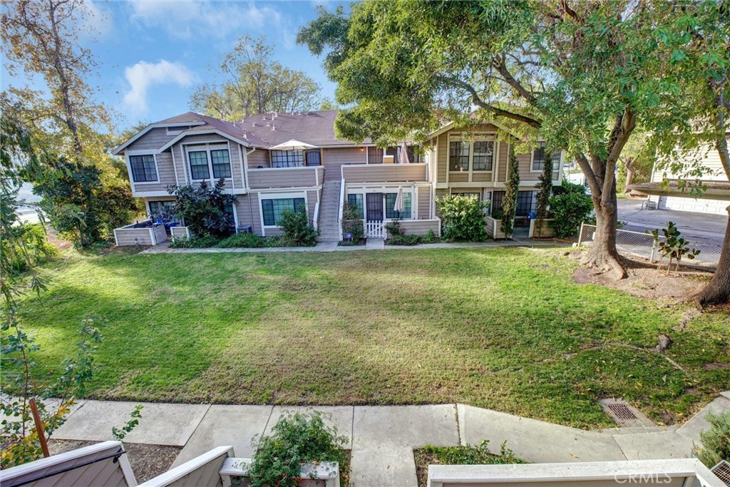 11350 Foothill Boulevard 30