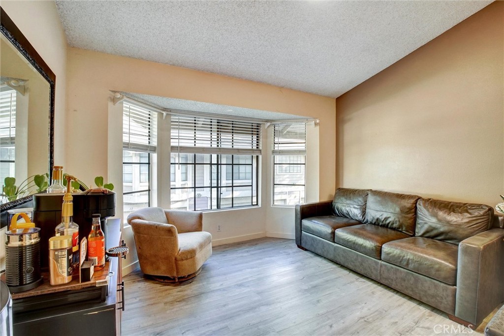 11350 Foothill Boulevard 30